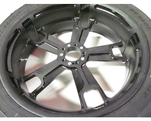 Aprilla RSV1000R FACTORY REAR WHEEL