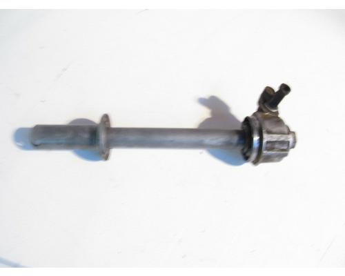 BMW R1100RT FRONT AXLE