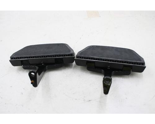 Harley-Davidson FLHTCUI Foot Board