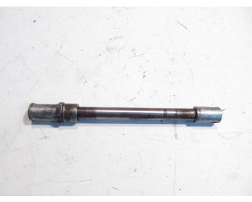 Honda CB750 FRONT AXLE