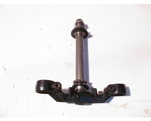 Honda CBR1000F TRIPLE TREE LOWER