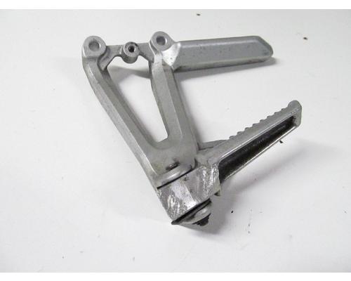 Honda CBR600F4 FOOT PEG REAR