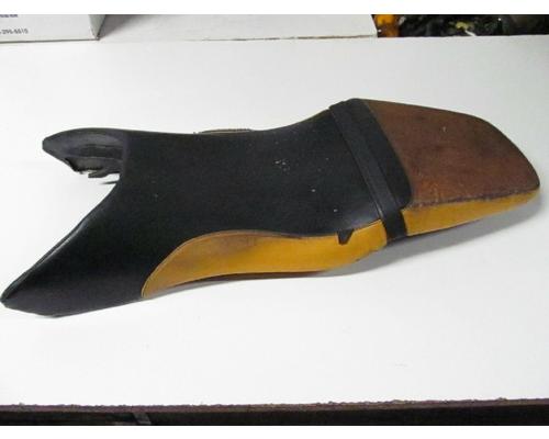 Honda CBR600F4 SEAT