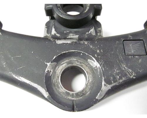 Honda CBR600F4 TRIPLE TREE UPPER