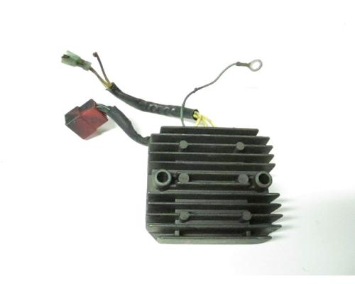 Honda CBR600 VOLT REGULATORRECTIFIER