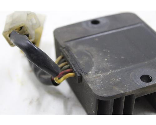Honda CMX250C VOLT REGULATORRECTIFIER
