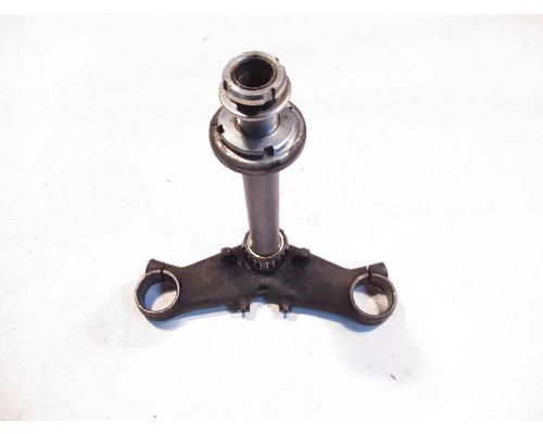 Honda GL1000 TRIPLE TREE LOWER