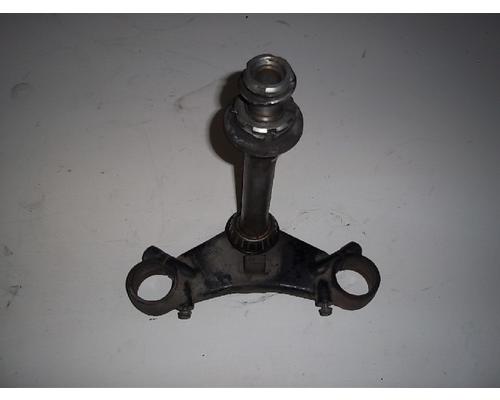 Honda GL1200 TRIPLE TREE LOWER
