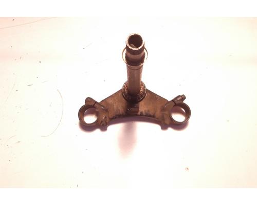 Honda GL1200 TRIPLE TREE LOWER