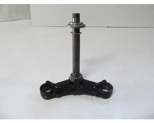 Honda GL1200 TRIPLE TREE LOWER