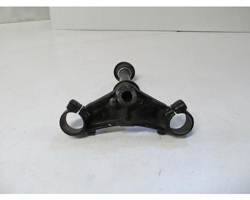 Honda GL1200 TRIPLE TREE LOWER