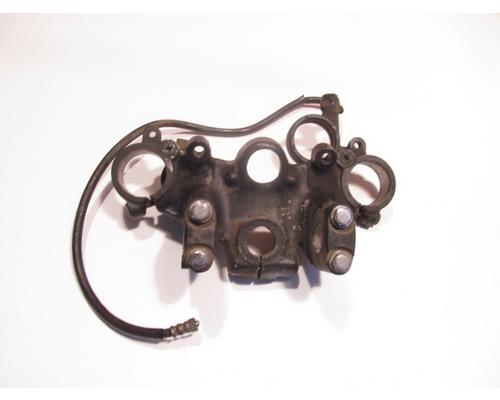 Honda GL1200 TRIPLE TREE UPPER