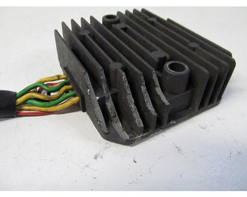 Honda GL1200 VOLT REGULATORRECTIFIER