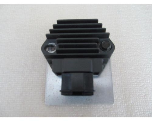 Honda NSS250 VOLT REGULATORRECTIFIER