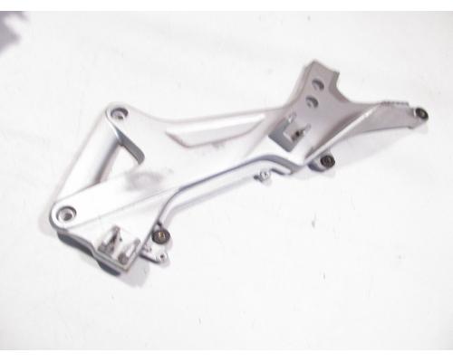 Honda ST1300 FOOT PEG BRKT FR.