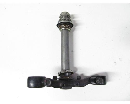 Honda VF500F Interceptor TRIPLE TREE LOWER