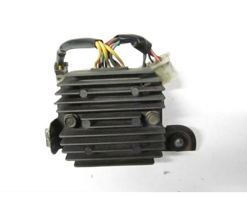 Honda VF500F Interceptor VOLT REGULATORRECTIFIER