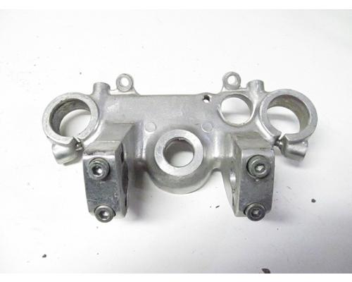 Honda VF700 TRIPLE TREE UPPER