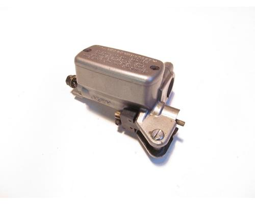Honda VFR750F Clutch Master Cylinder
