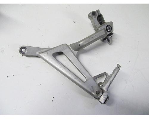 Honda VFR750F FOOT PEG REAR