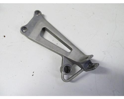 Honda VFR750F FOOT PEG REAR