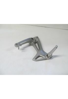 Honda VFR800FI FOOT PEG REAR
