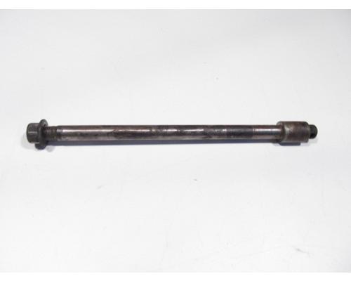 Honda VT750C REAR AXLE