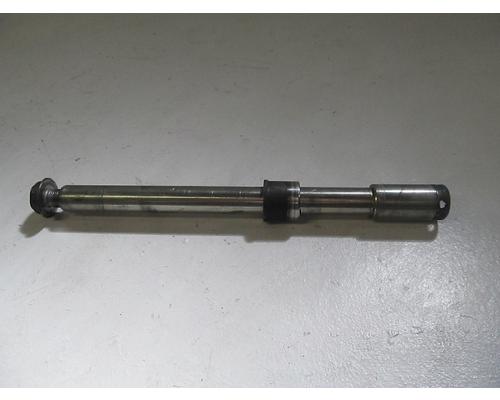 Honda VT750DC FRONT AXLE