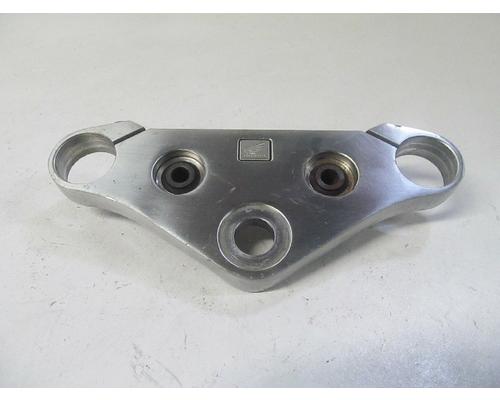 Honda VT750DC TRIPLE TREE UPPER