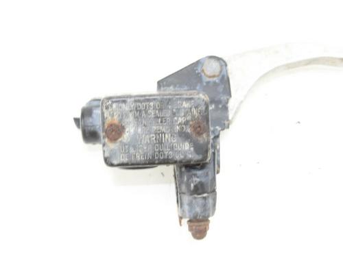 Kawasaki Bayou 300 Brake Master Cylinder Front 