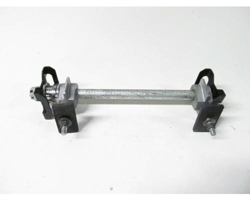 Kawasaki EX500-D REAR AXLE