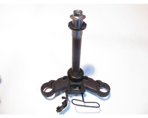 Kawasaki EX500-D TRIPLE TREE LOWER