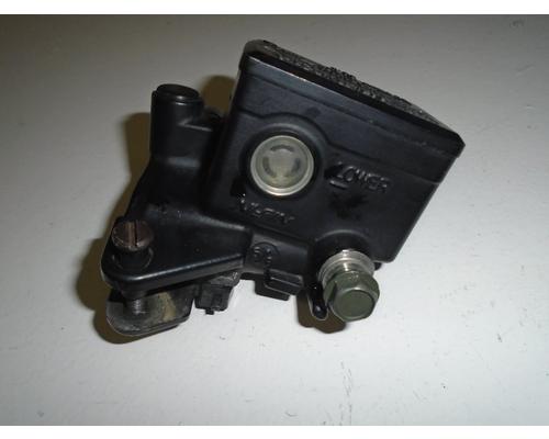 Kawasaki EX650A Front Master Cylinder