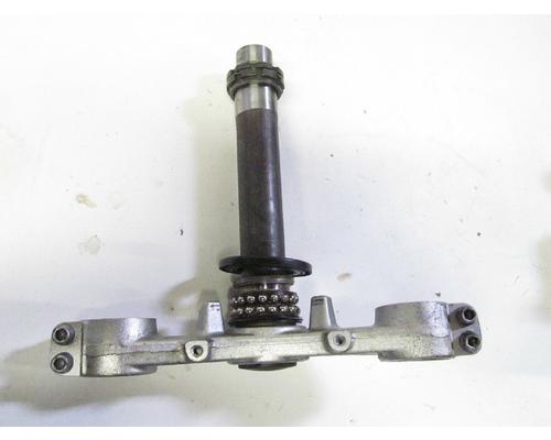 Kawasaki EX650A TRIPLE TREE LOWER