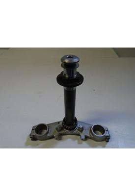 Kawasaki EX650A TRIPLE TREE LOWER