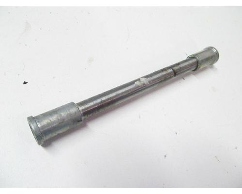 Kawasaki KL650 FRONT AXLE