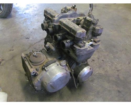 Kawasaki KZ700-A Engine Assembly
