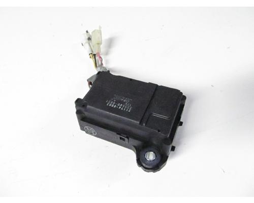 Kawasaki ZX-10R SERVO MOTOR