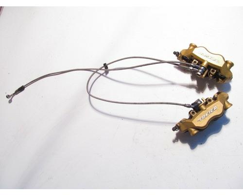 Kawasaki ZX-6R Brake line