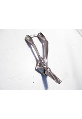 Kawasaki ZX-6R FOOT PEG REAR