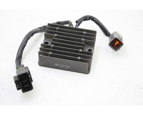 Kawasaki ZX-6R VOLT REGULATORRECTIFIER