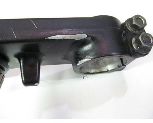 Kawasaki ZX1000-B TRIPLE TREE LOWER