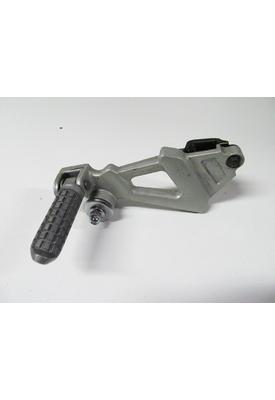 Kawasaki ZX1100-D FOOT PEG REAR