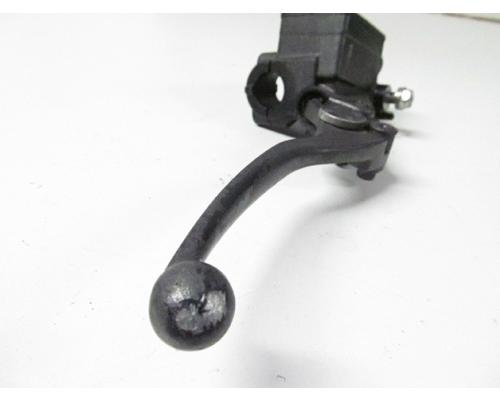 Kawasaki ZX600-D Front Master Cylinder