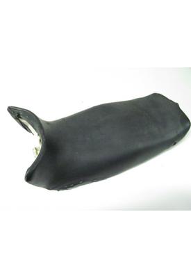 Kawasaki ZX600-D SEAT