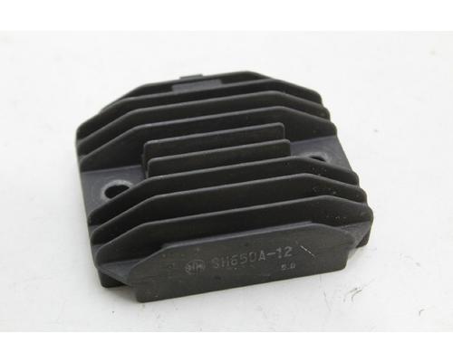 Kawasaki ZX600-D VOLT REGULATORRECTIFIER