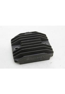 Kawasaki ZX600-D VOLT REGULATOR/RECTIFIER