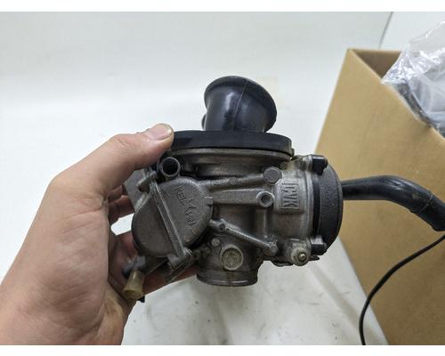Kawasaki ZX600-E Carburetor