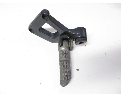 Kawasaki ZX600-E FOOT PEG REAR