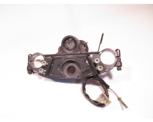 Kawasaki ZX600-E TRIPLE TREE UPPER